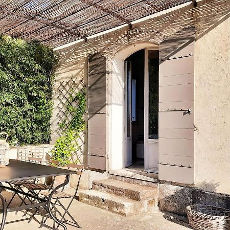 La Villa L Orangerie Vallabregues Exterior photo
