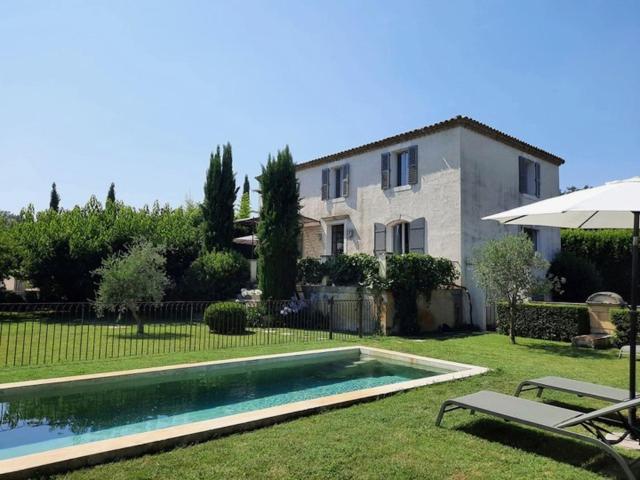 La Villa L Orangerie Vallabregues Exterior photo